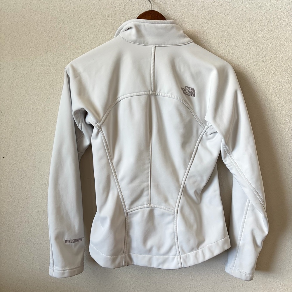 The North Face Windproof White Grey Softshell Zip-Up Fall Winter Jacket - Picture 9 of 9